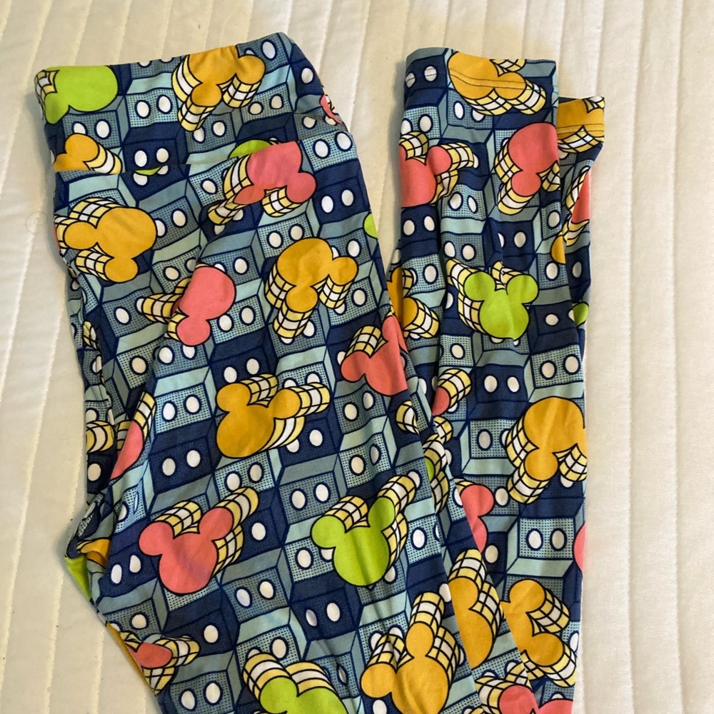 LulaRoe Mickey Mouse leggings
